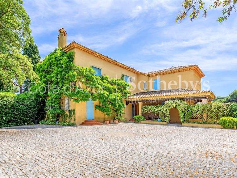 Maison Sainte-Maxime - 8 chambres - 560m²