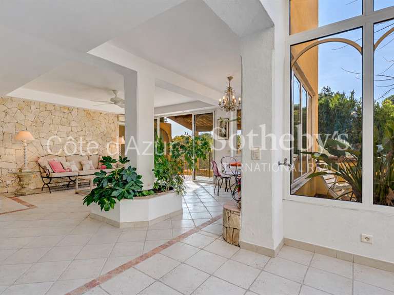 House Sainte-Maxime - 8 bedrooms - 560m²