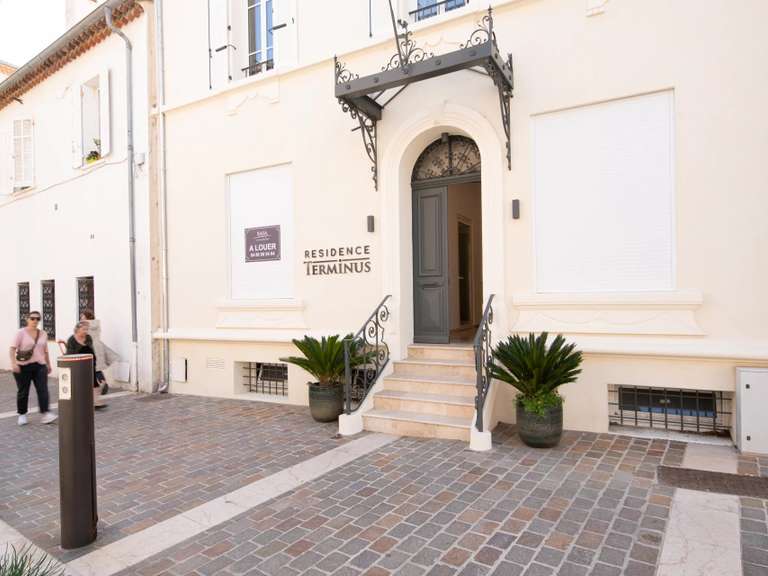 Maison Sainte-Maxime - 6 chambres - 320m²