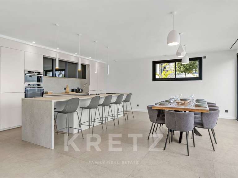 House Sainte-Maxime - 5 bedrooms - 200m²