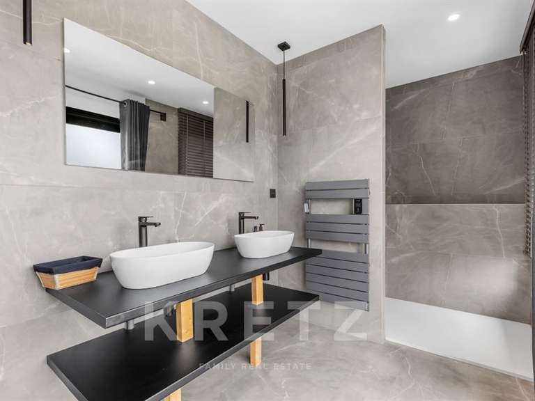 Maison Sainte-Maxime - 5 chambres - 200m²