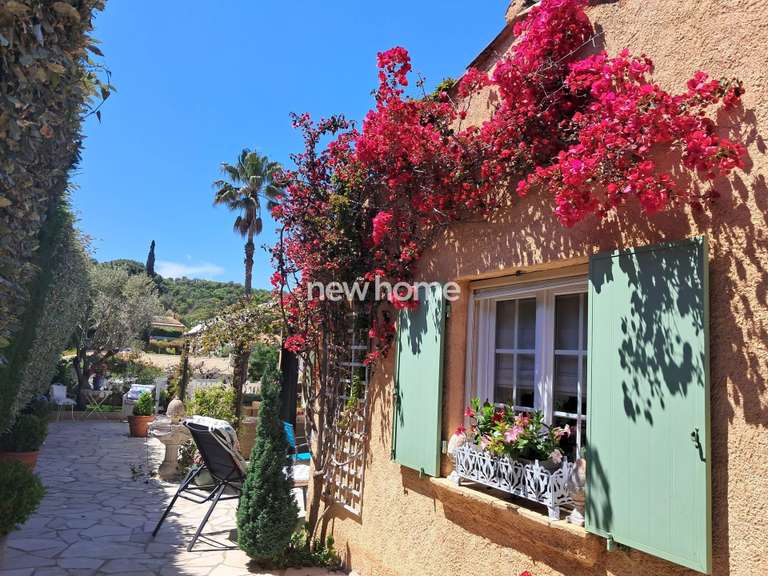 Maison Sainte-Maxime - 6 chambres - 232m²