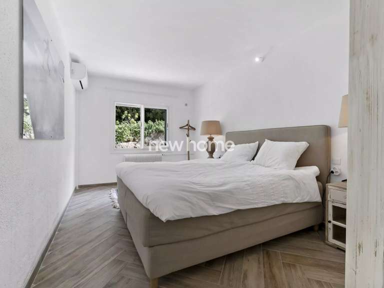 Maison Sainte-Maxime - 5 chambres - 220m²