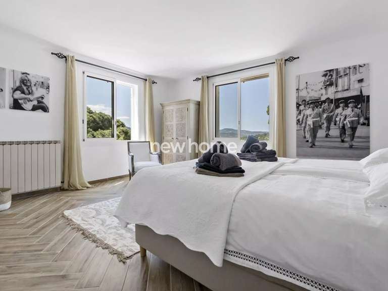 Maison Sainte-Maxime - 5 chambres - 220m²