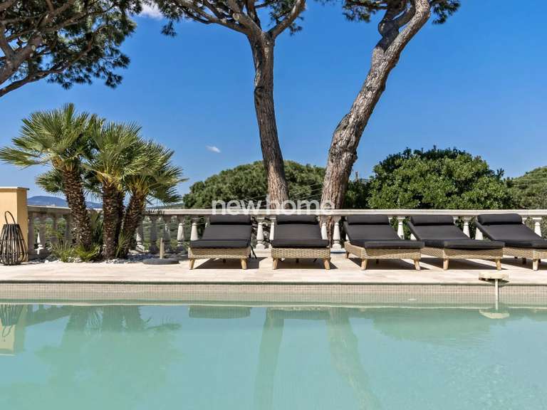 Maison Sainte-Maxime - 5 chambres - 220m²