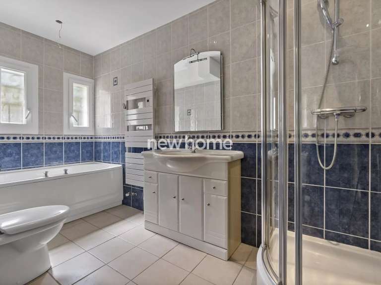 Maison Sainte-Maxime - 5 chambres - 220m²