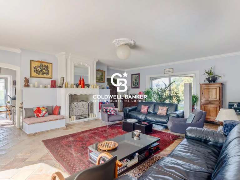 House Sainte-Maxime - 2 bedrooms - 520m²