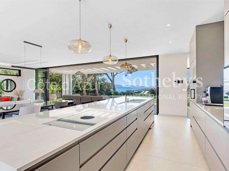 House with Sea view Sainte-Maxime - 5 bedrooms - 420m²