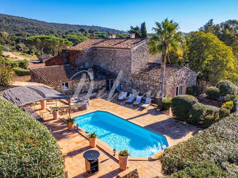 Maison Sainte-Maxime - 13 chambres - 500m²