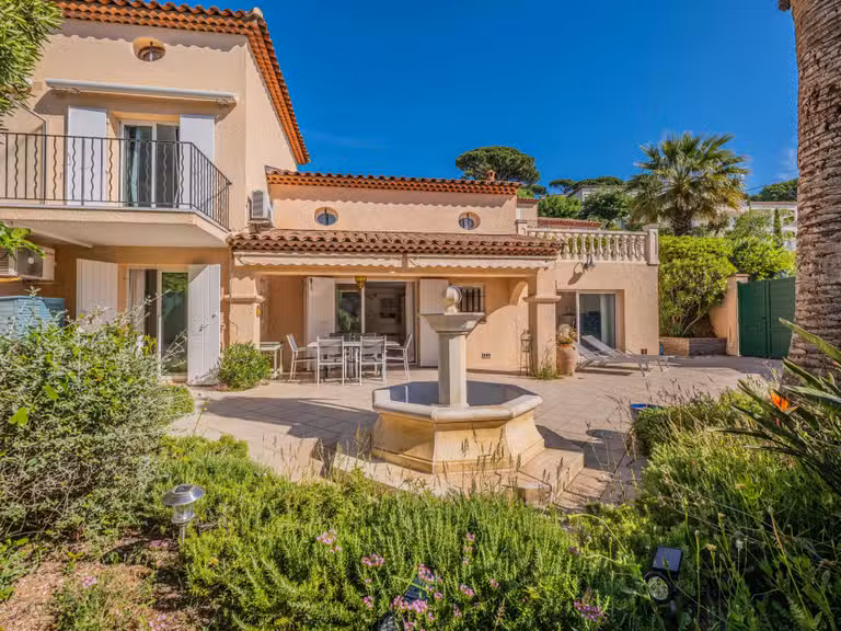 House Sainte-Maxime - 3 bedrooms - 98m²