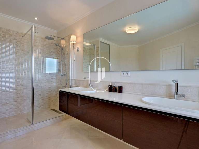 Propriété avec Vue sur mer Sainte-Maxime - 7 chambres - 483m²