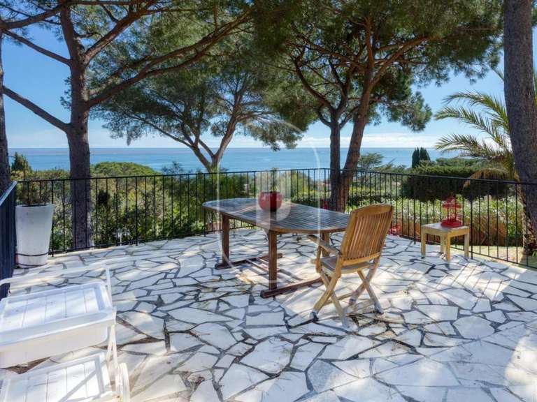Propriété avec Vue sur mer Sainte-Maxime - 8 chambres - 227m²