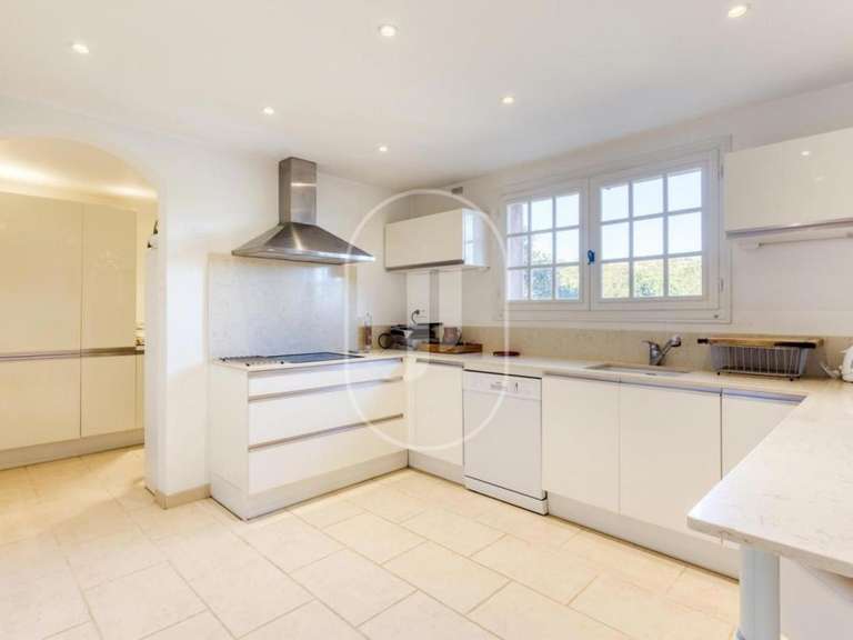 Propriété avec Vue sur mer Sainte-Maxime - 8 chambres - 227m²