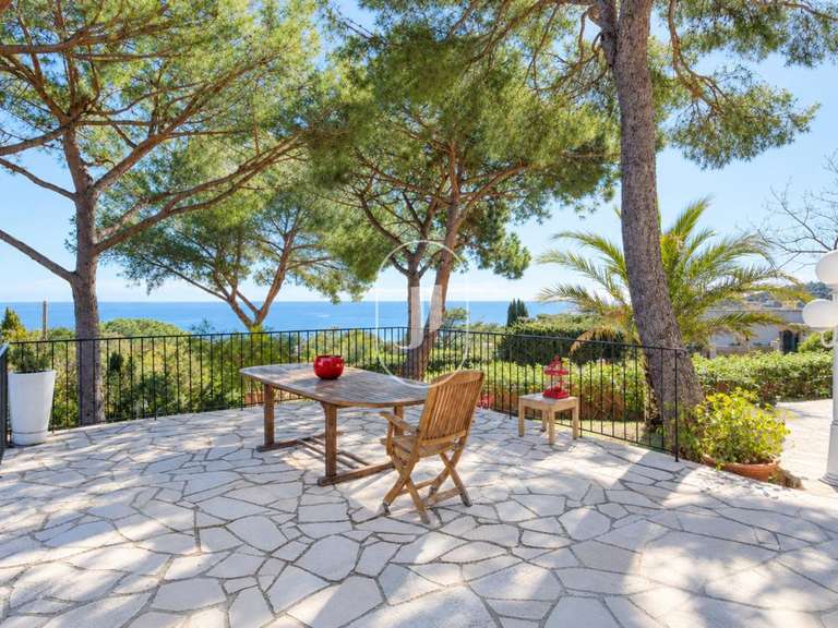 Property with Sea view Sainte-Maxime - 8 bedrooms - 227m²