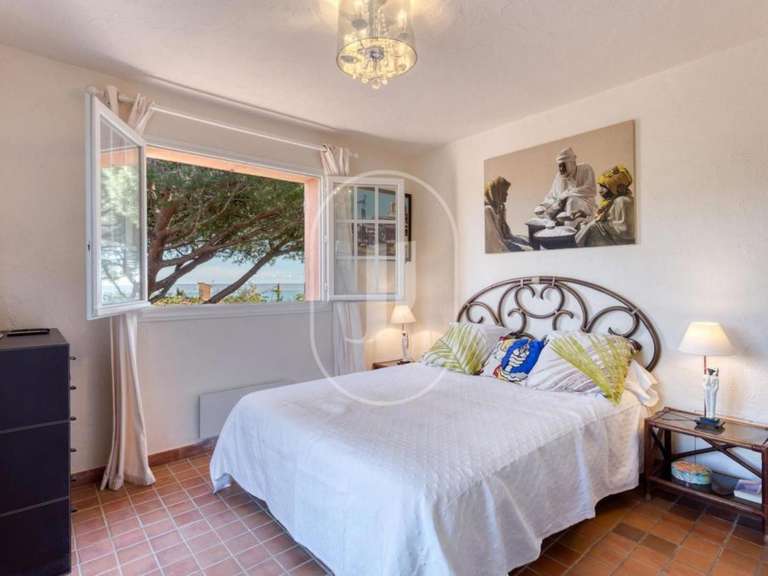Propriété avec Vue sur mer Sainte-Maxime - 8 chambres - 227m²