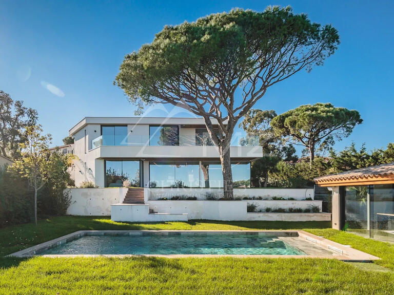 Villa Sainte-Maxime - 5 bedrooms - 482m²