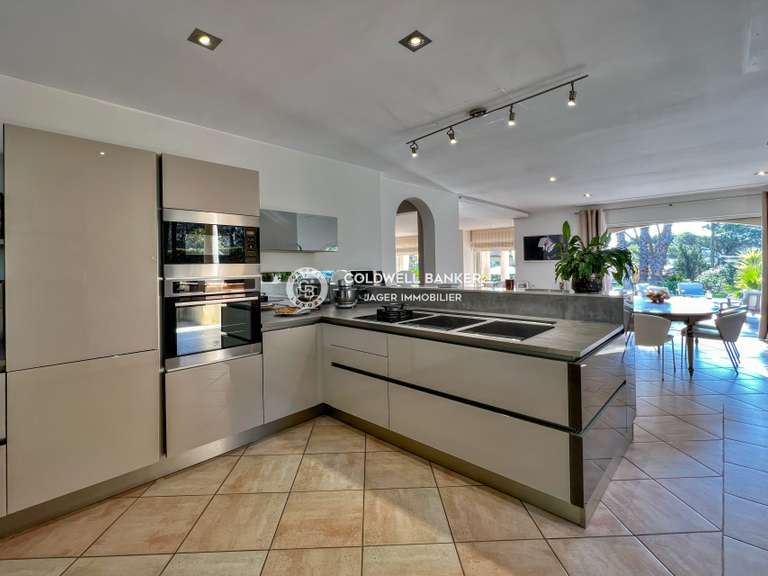 Villa Sainte-Maxime - 4 chambres - 223m²