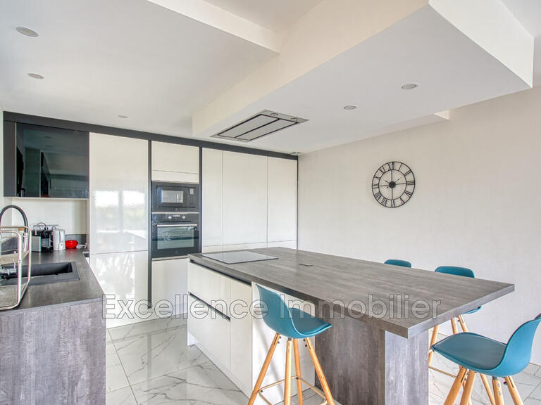 Villa Sainte-Maxime - 5 chambres - 235m²