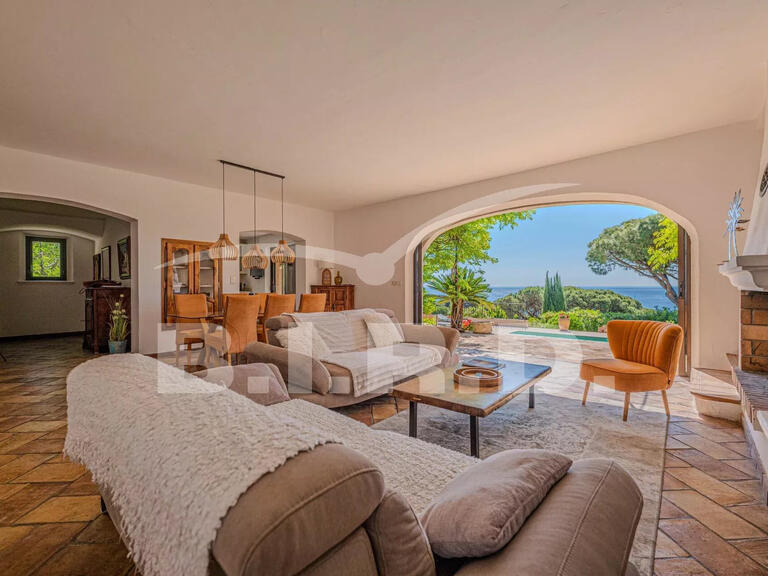 Villa Sainte-Maxime - 4 bedrooms - 200m²