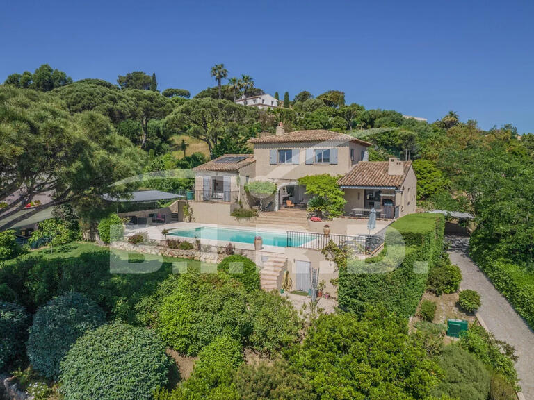 Villa Sainte-Maxime - 4 bedrooms - 200m²