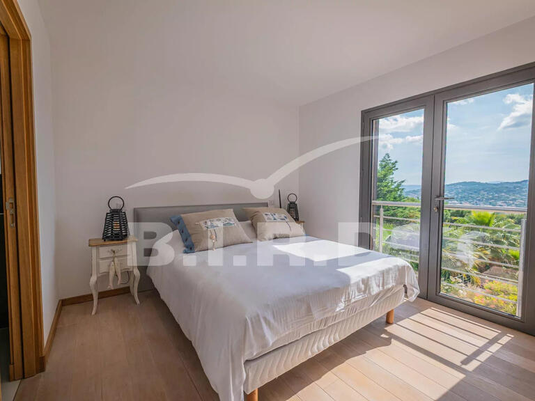 Villa Sainte-Maxime - 5 chambres - 250m²