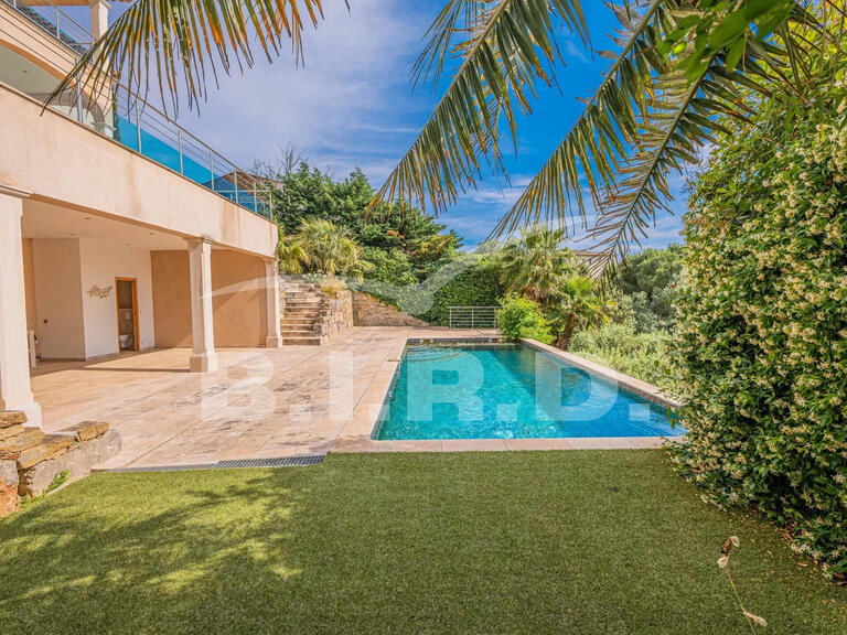 Villa Sainte-Maxime - 5 chambres - 250m²