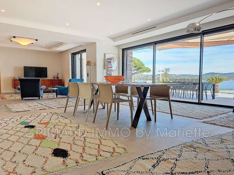 Villa Sainte-Maxime - 5 chambres - 280m²