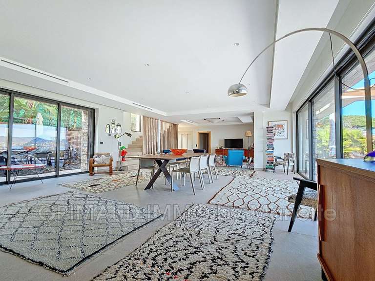 Villa Sainte-Maxime - 5 chambres - 280m²
