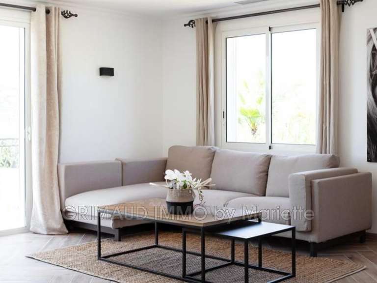 Villa Sainte-Maxime - 5 bedrooms - 213m²