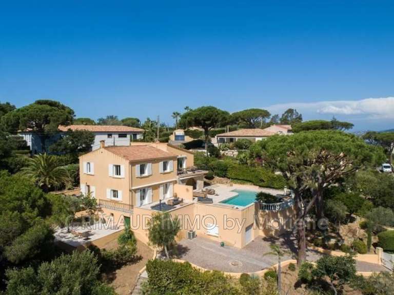 Villa Sainte-Maxime - 5 bedrooms - 213m²