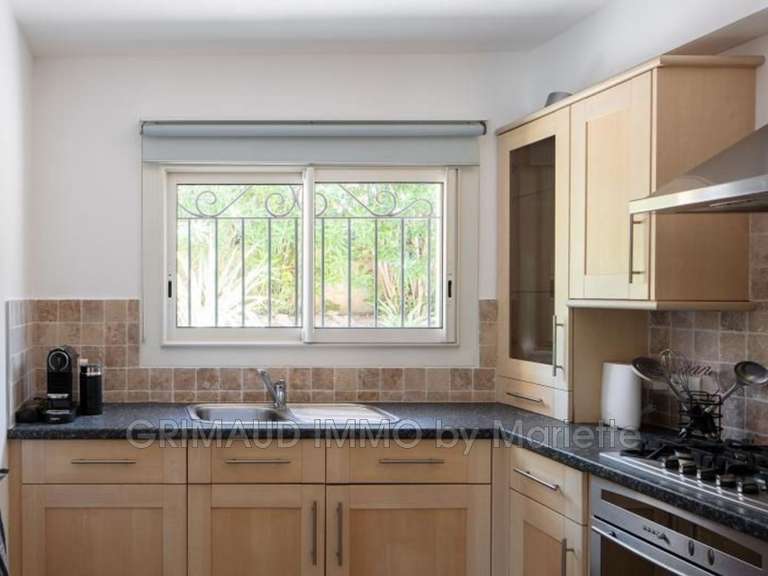 Villa Sainte-Maxime - 5 bedrooms - 213m²