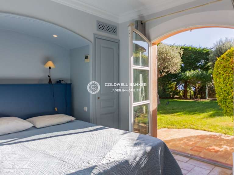 Villa with Sea view Sainte-Maxime - 4 bedrooms - 200m²