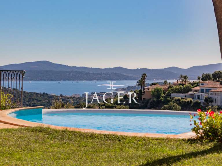 Villa with Sea view Sainte-Maxime - 4 bedrooms - 200m²