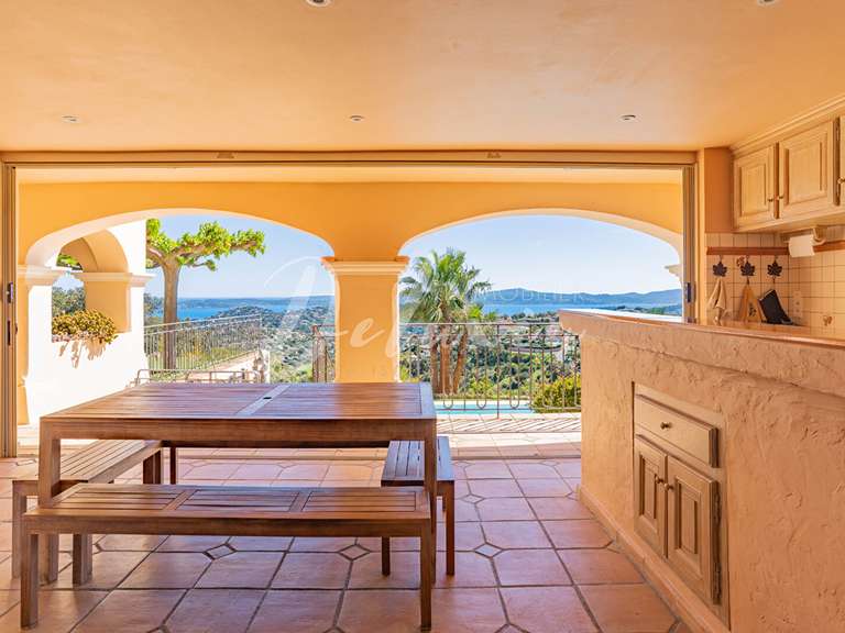 Villa with Sea view Sainte-Maxime - 6 bedrooms - 284m²