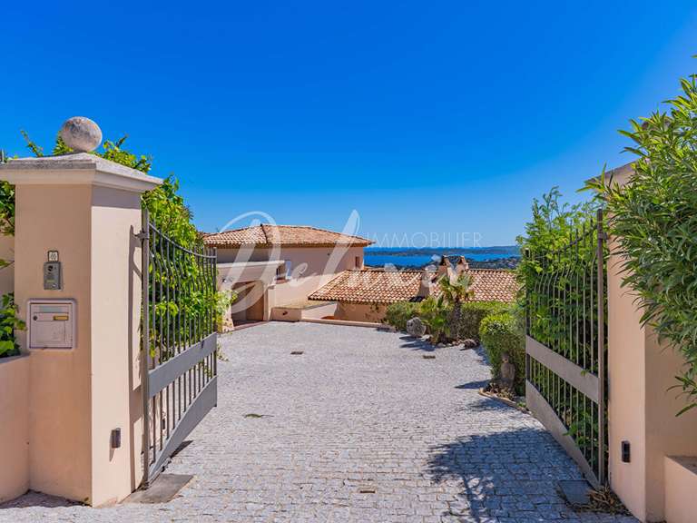 Villa with Sea view Sainte-Maxime - 6 bedrooms - 284m²