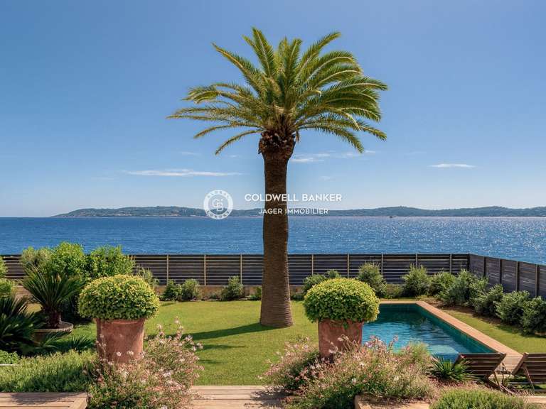 Villa Sainte-Maxime - 3 bedrooms - 200m²