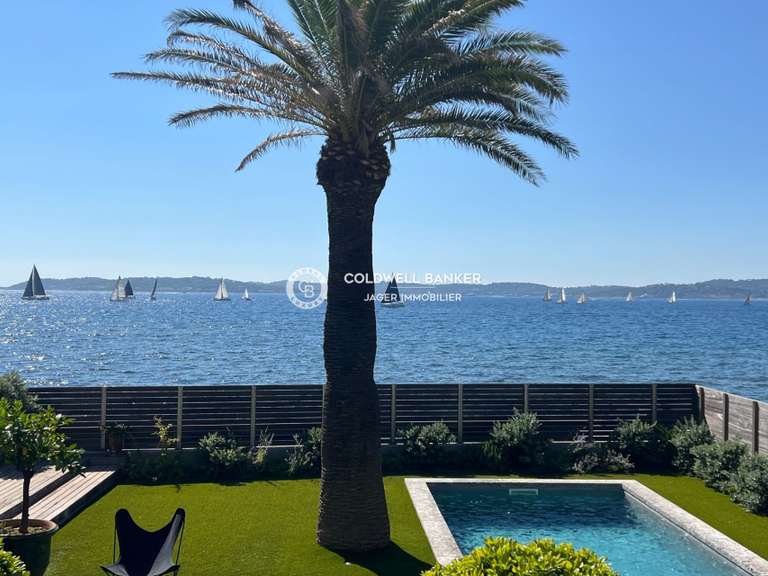 Villa Sainte-Maxime - 3 bedrooms - 200m²