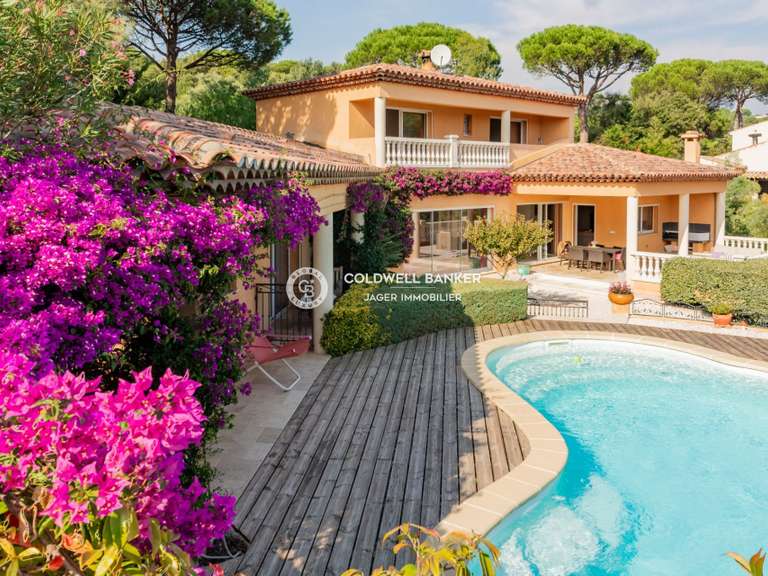Villa with Sea view Sainte-Maxime - 6 bedrooms - 250m²
