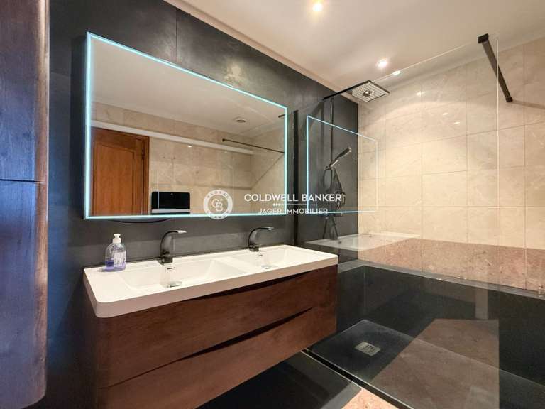 Villa Sainte-Maxime - 6 bedrooms - 249m²