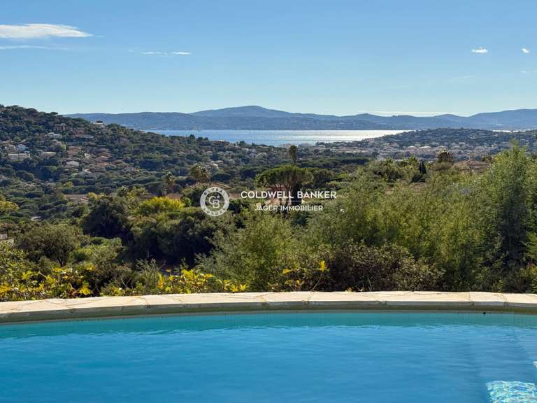 Villa Sainte-Maxime - 6 bedrooms - 249m²