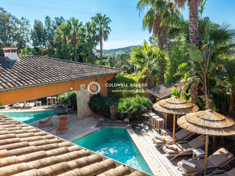 Villa Sainte-Maxime - 4 bedrooms - 180m²