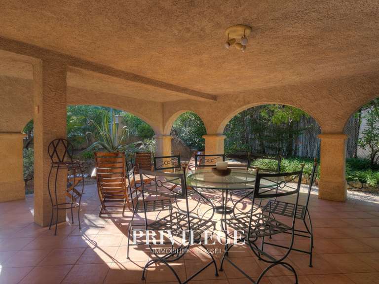 Villa Sainte-Maxime - 4 chambres - 150m²
