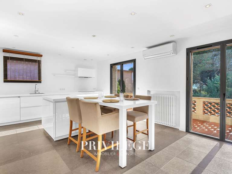 Villa Sainte-Maxime - 4 chambres - 150m²