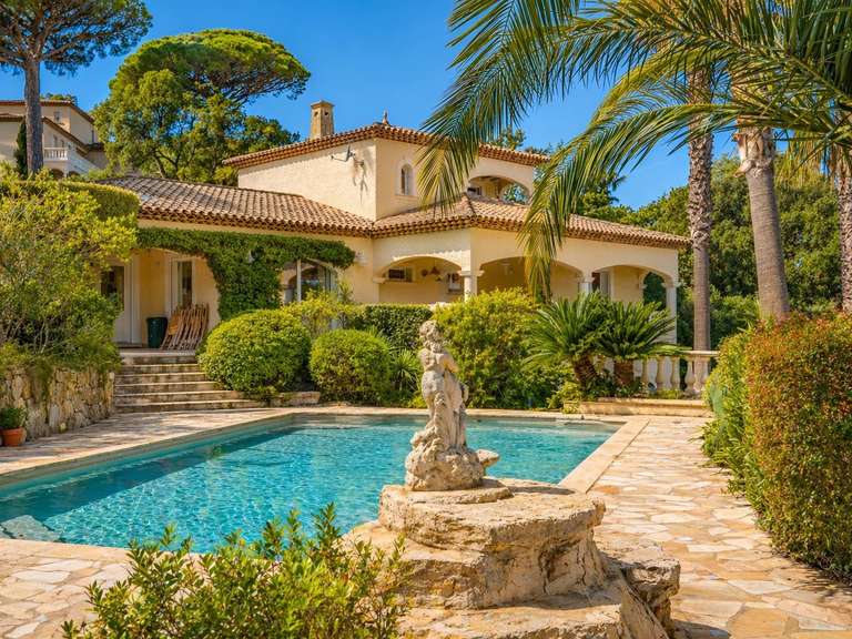 Villa Sainte-Maxime - 5 chambres - 225m²