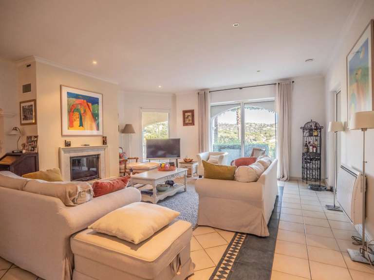 Villa Sainte-Maxime - 5 bedrooms - 225m²