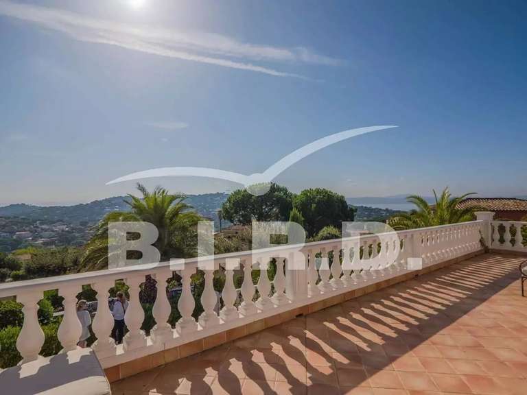 Villa Sainte-Maxime - 5 bedrooms - 170m²