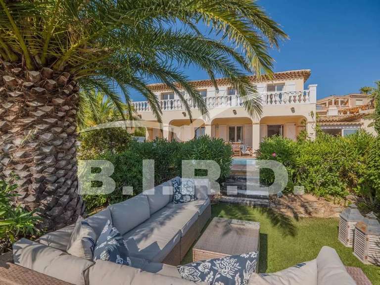 Villa Sainte-Maxime - 5 bedrooms - 170m²