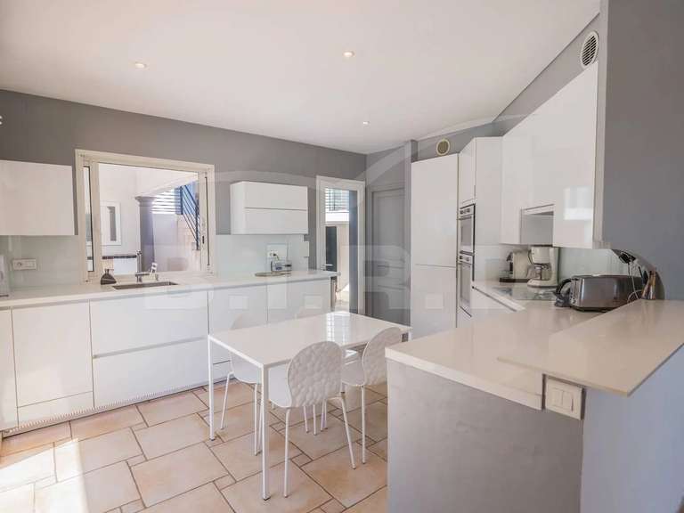 Villa Sainte-Maxime - 4 chambres - 252m²