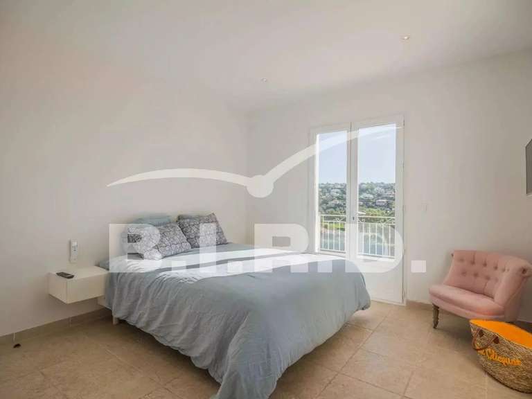 Villa Sainte-Maxime - 5 bedrooms - 180m²