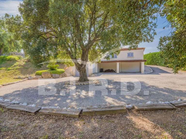Villa Sainte-Maxime - 4 bedrooms - 180m²